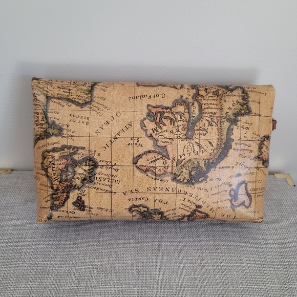 New Patricia Nash Valerie European Map Fold Over Handbag P715414 - Picture 5 of 5